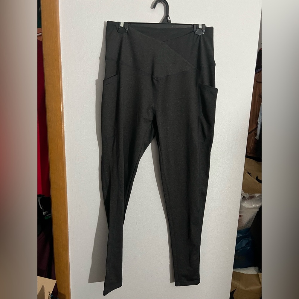 Elegant Black High-Waisted Leggings